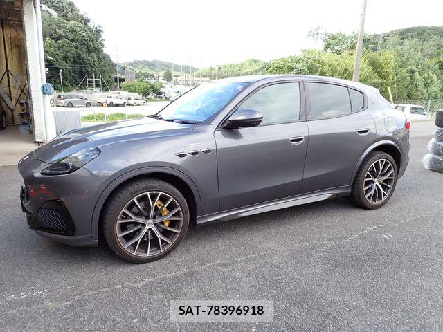 Maserati Grecale 2023-10 8354888-5