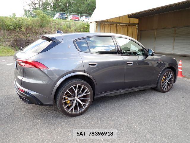 Maserati Grecale 2023-10 8354888-6