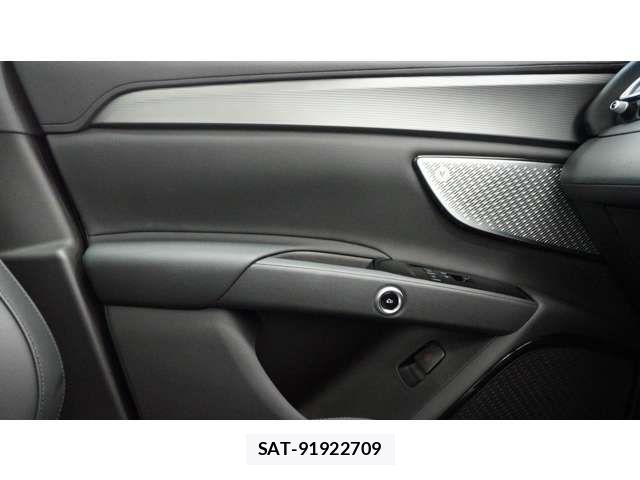Maserati Grecale 2024-07 8457856-16