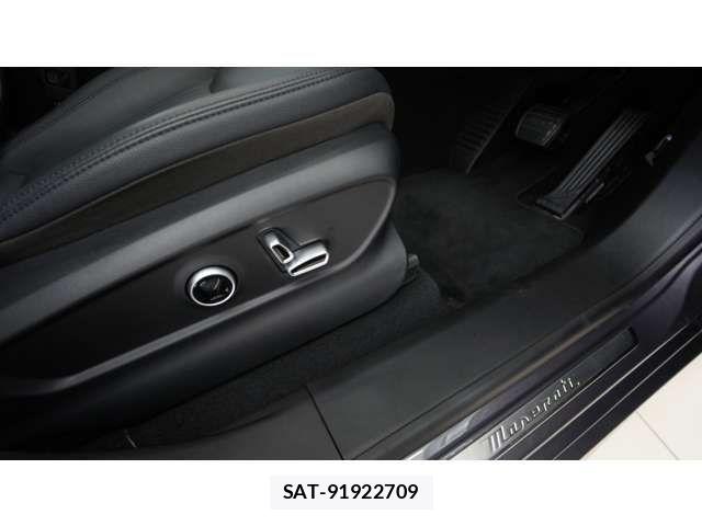 Maserati Grecale 2024-07 8457856-17