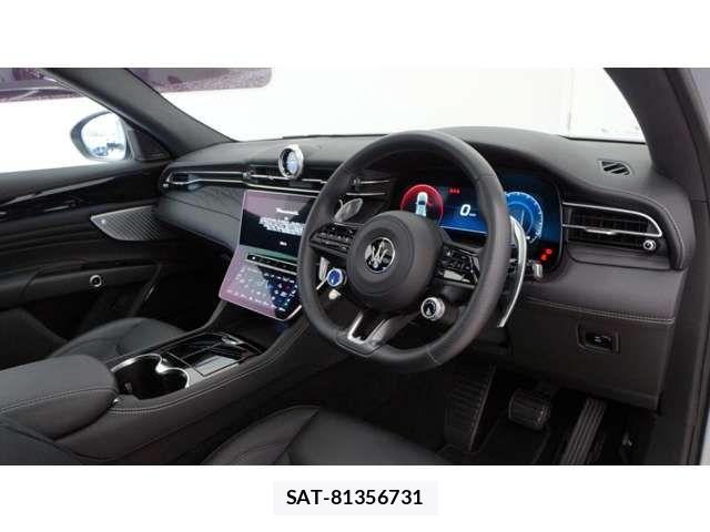 Maserati Grecale 2024-07 8457857-8