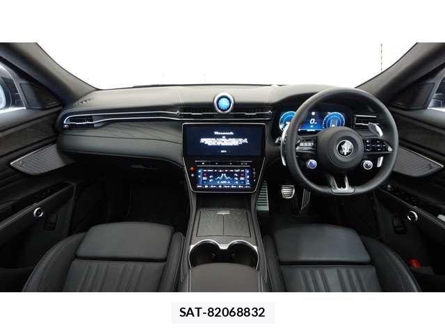 Maserati Grecale 2026-06 8457852-7