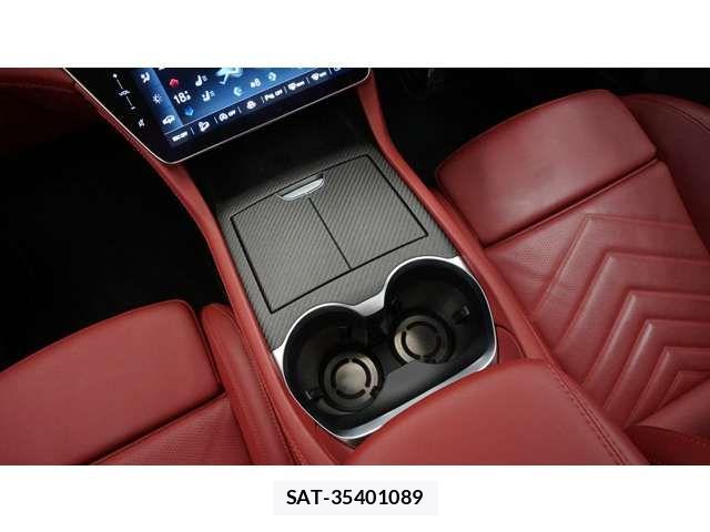 Maserati Grecale 2023-12 8457854-9