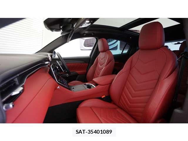 Maserati Grecale 2023-12 8457854-12