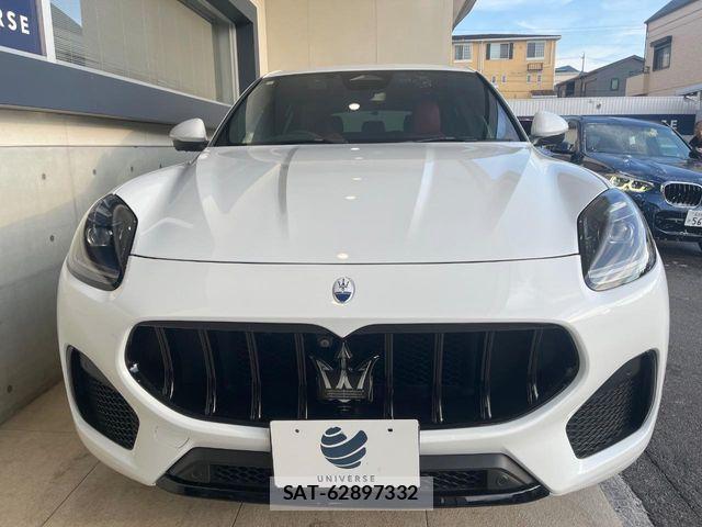 Maserati Grecale 2023-07 8525631-14