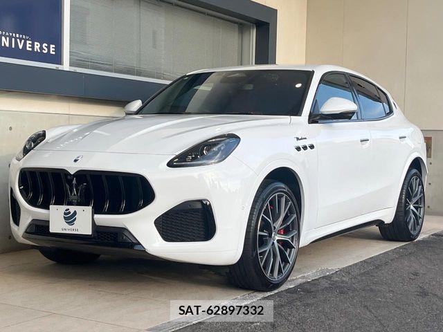 Maserati Grecale 2023-07 8525631-16
