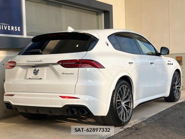 Maserati Grecale 2023-07 8525631-17