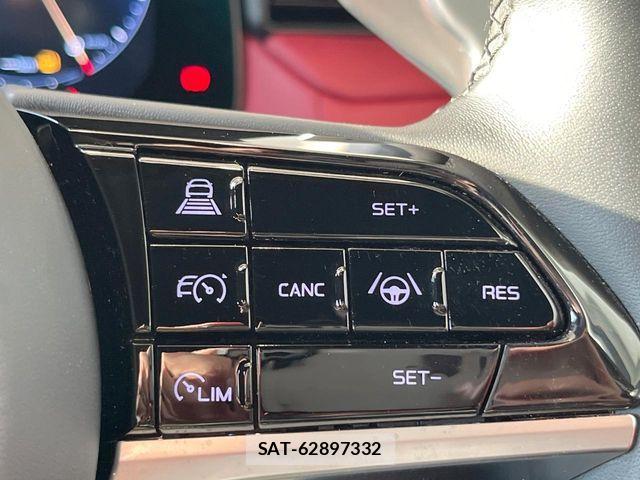 Maserati Grecale 2023-07 8525631-4
