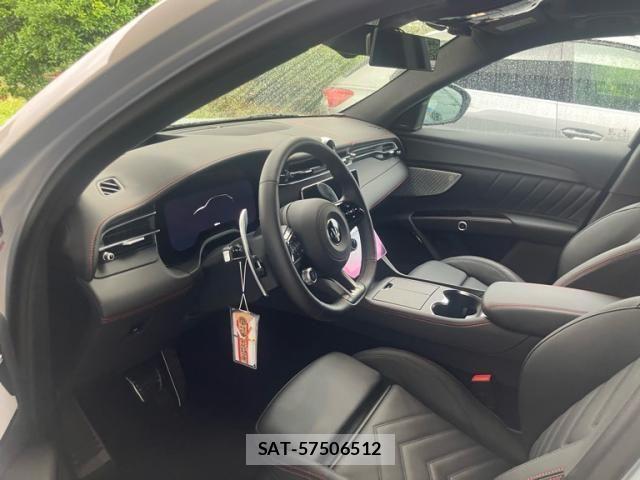 Maserati Grecale 2023-12 8660061-11