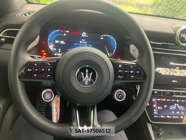 Maserati Grecale 2023-12 8660061-17