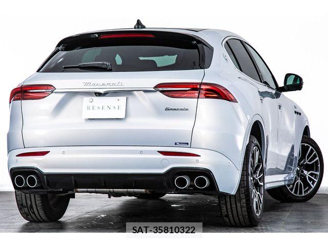 Maserati Grecale 2023-04 8830088-10