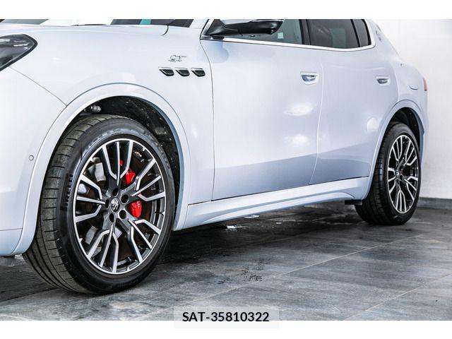 Maserati Grecale 2023-04 8830088-18