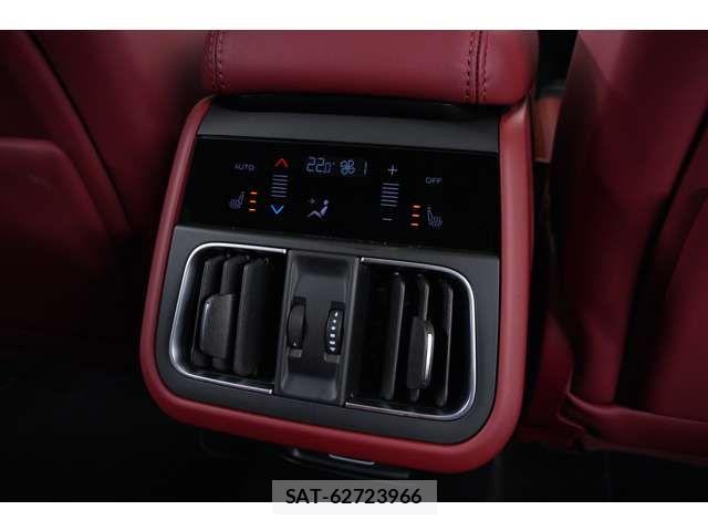 Maserati Grecale 2023-12 8849670-9