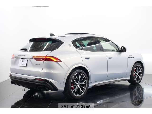Maserati Grecale 2023-12 8849670-1