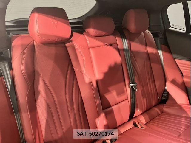 Maserati Grecale 2023-06 8880622-17