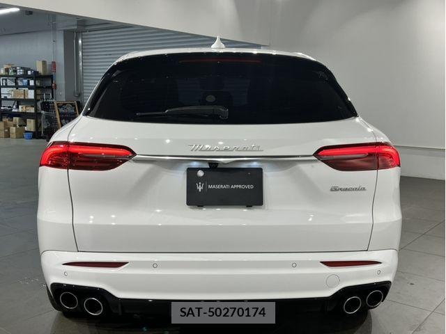 Maserati Grecale 2023-06 8880622-6