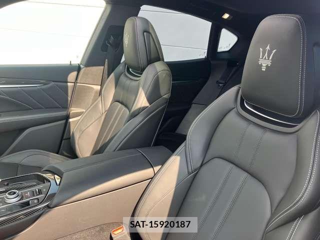 Maserati LEVANTE 2021-11 529613-9