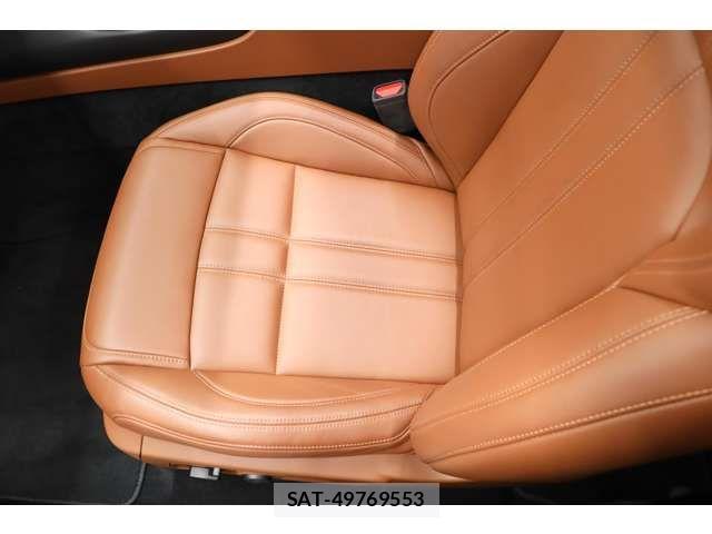 Maserati LEVANTE 2018-11 807820-9