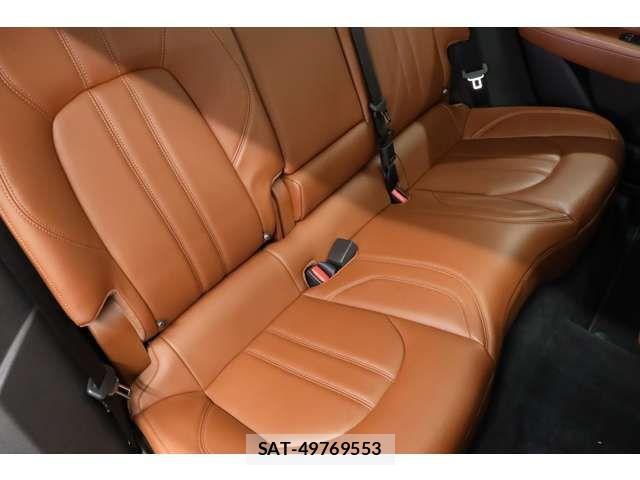 Maserati LEVANTE 2018-11 807820-13