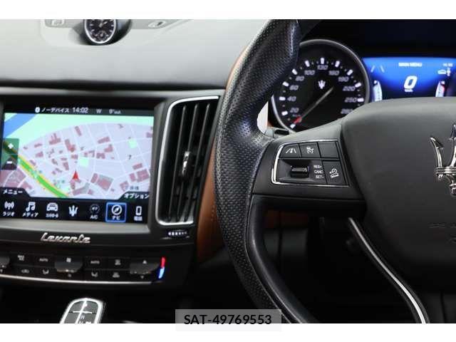 Maserati LEVANTE 2018-11 807820-16