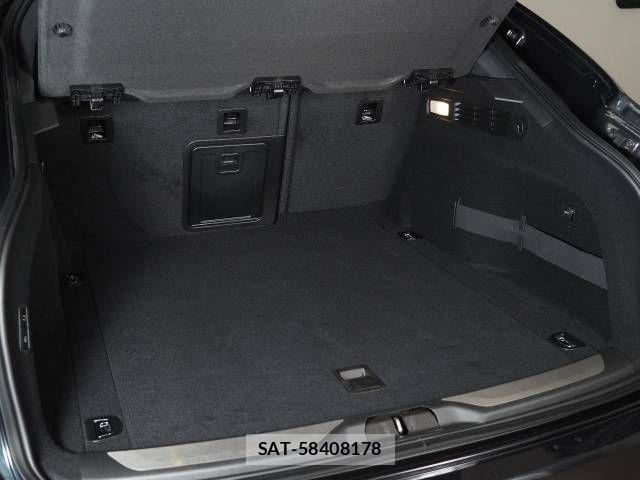 Maserati LEVANTE 2023-06 1182362-12
