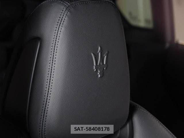 Maserati LEVANTE 2023-06 1182362-8