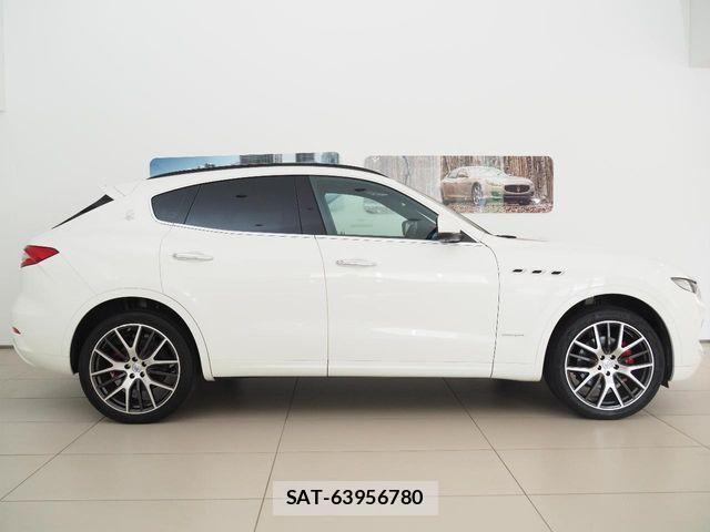 Maserati LEVANTE 2018-05 1197891-18