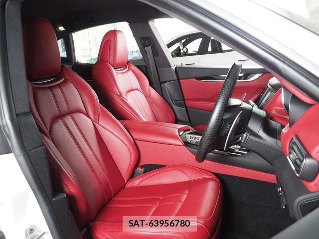 Maserati LEVANTE 2018-05 1197891-4
