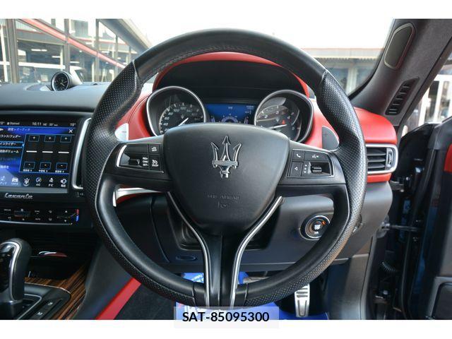 Maserati LEVANTE 2018-06 1222599-7