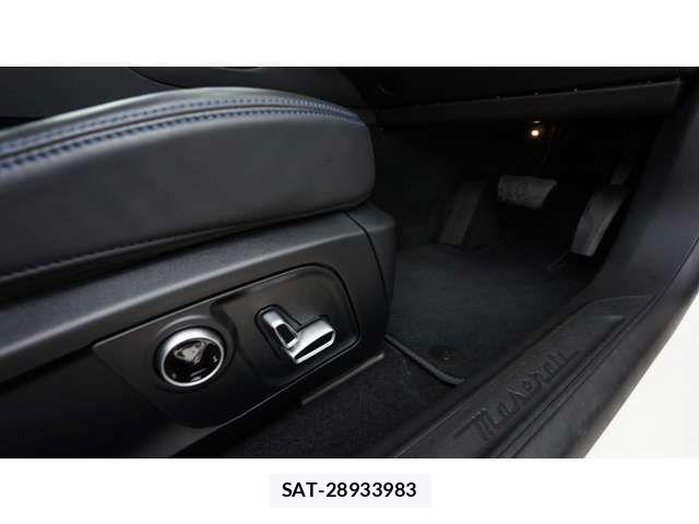 Maserati LEVANTE 2022-12 1236953-17