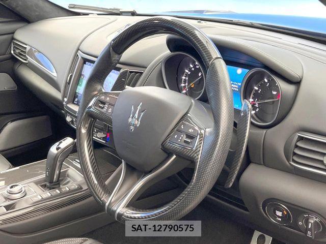 Maserati LEVANTE 2021-06 1313788-11