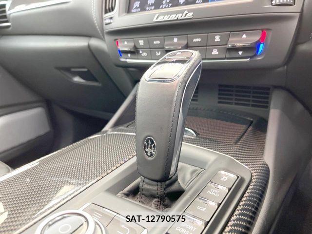 Maserati LEVANTE 2021-06 1313788-12