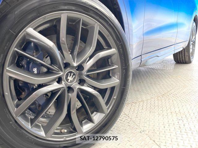 Maserati LEVANTE 2021-06 1313788-14