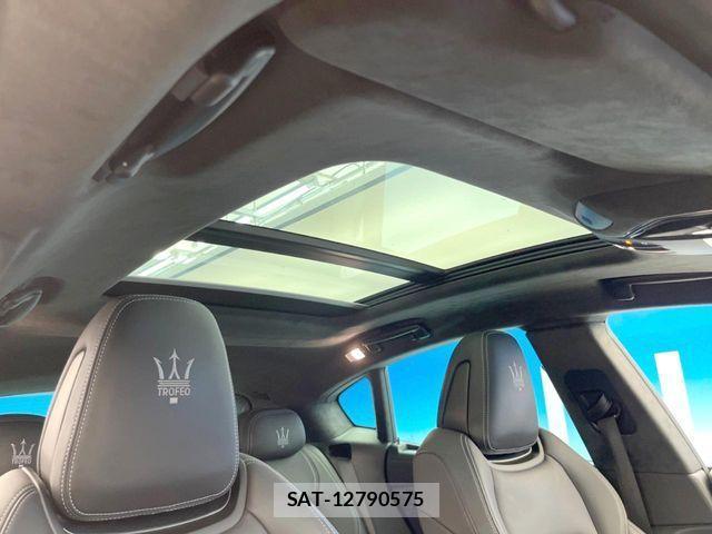 Maserati LEVANTE 2021-06 1313788-3