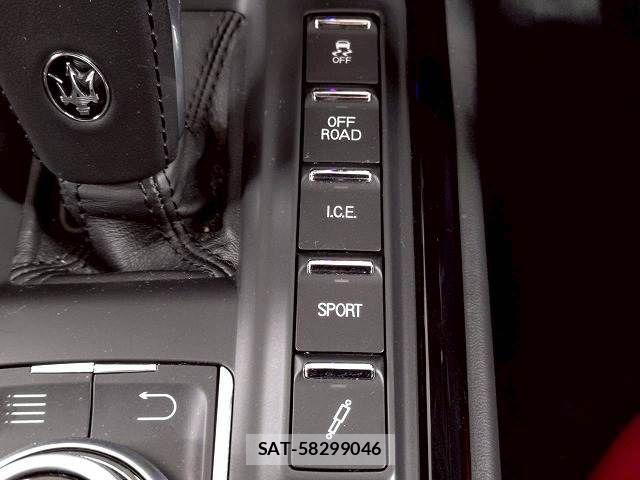 Maserati LEVANTE 2019-07 1328264-7