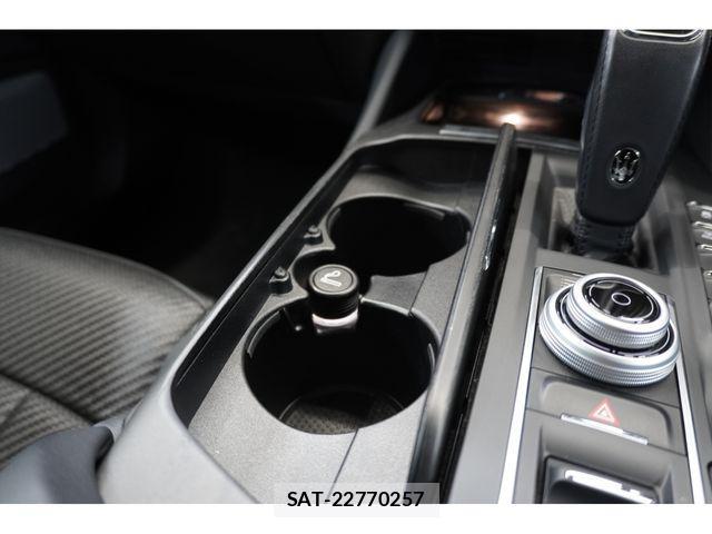 Maserati LEVANTE 2020-09 1413356-11