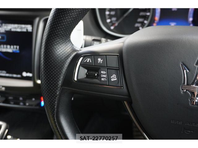 Maserati LEVANTE 2020-09 1413356-26
