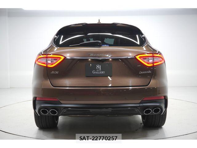 Maserati LEVANTE 2020-09 1413356-5