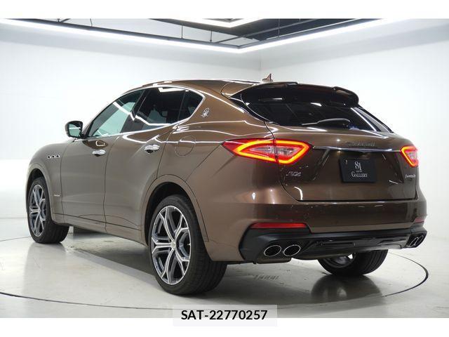 Maserati LEVANTE 2020-09 1413356-6