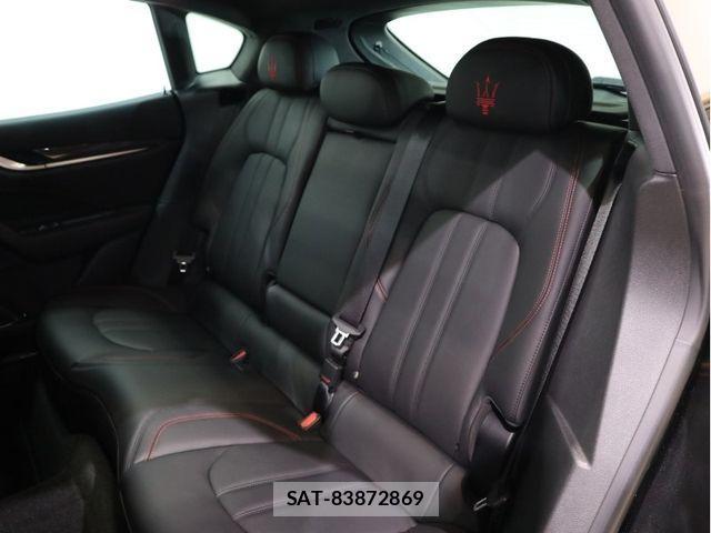 Maserati LEVANTE 2020-02 1429208-7