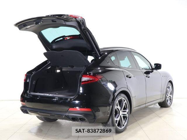 Maserati LEVANTE 2020-02 1429208-8