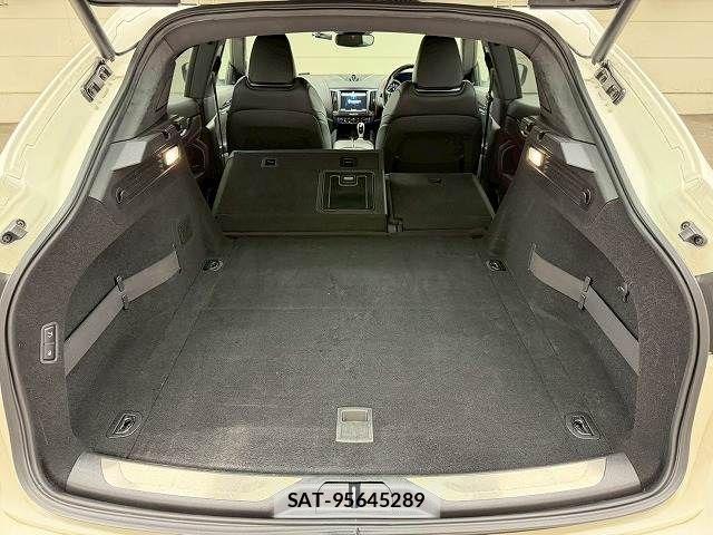 Maserati LEVANTE 2018-06 1744719-19