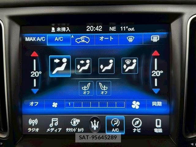 Maserati LEVANTE 2018-06 1744719-5