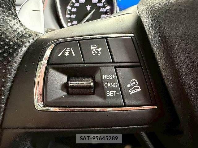Maserati LEVANTE 2018-06 1744719-7