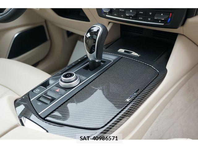 Maserati LEVANTE 2017-01 3414562-9