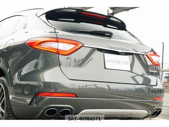 Maserati LEVANTE 2017-01 3414562-15