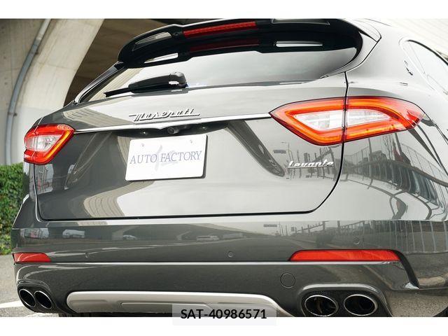 Maserati LEVANTE 2017-01 3414562-16