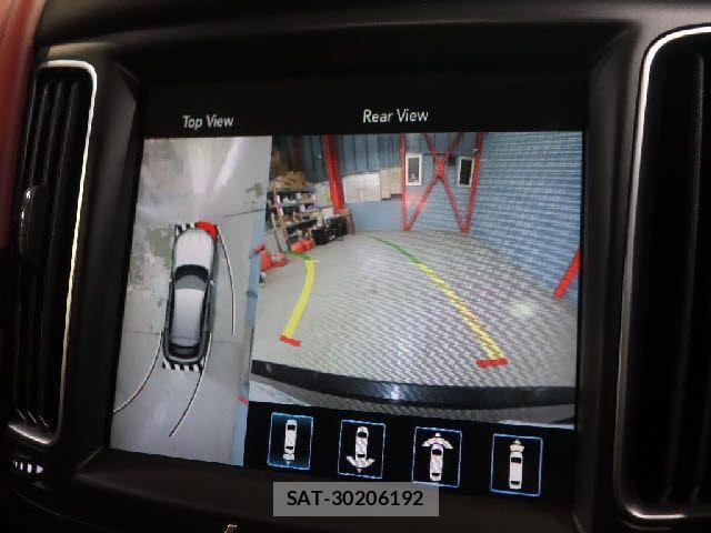 Maserati LEVANTE 2019-09 4044950-9