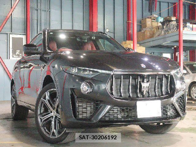 Maserati LEVANTE 2019-09 4044950-19
