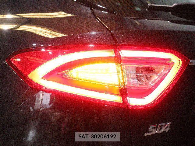 Maserati LEVANTE 2019-09 4044950-24